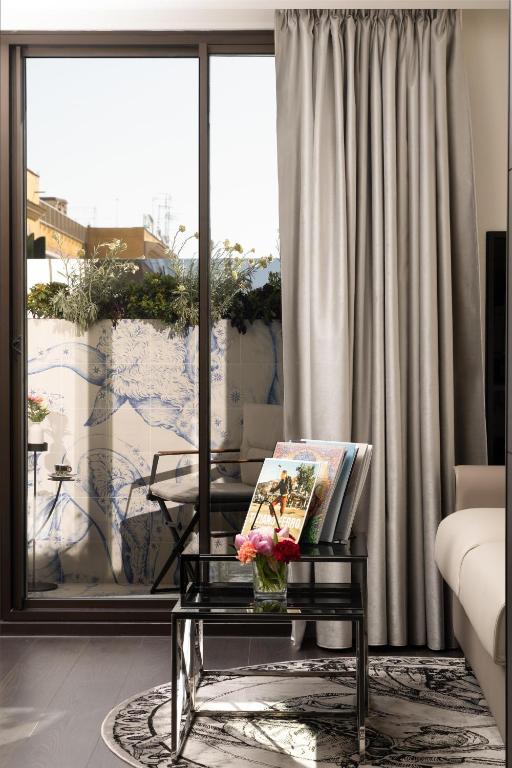 art'otel Rome Piazza Sallustio, Powered by Radisson Hotels - Resim 25