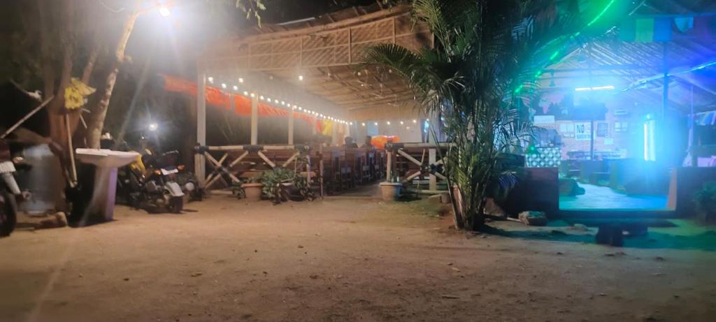 Imagem da galeria de Hampi Waterfall Cottages em Hampi