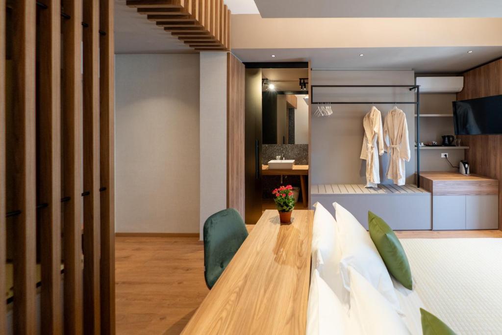 Al Pescatore Suites - 16