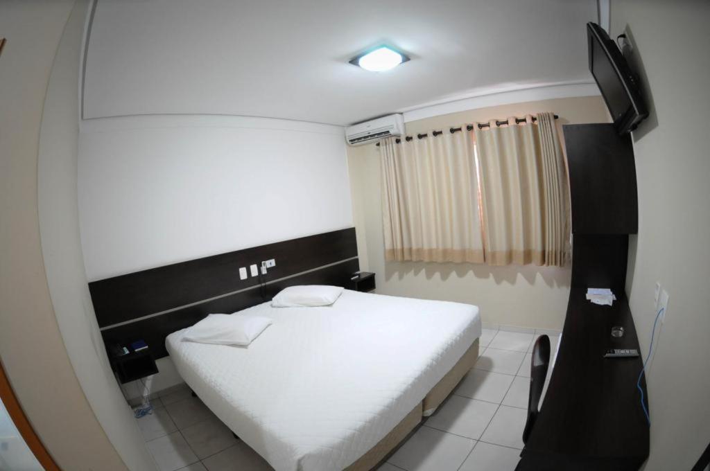 Cristal Palace Inn - Camera Tripla