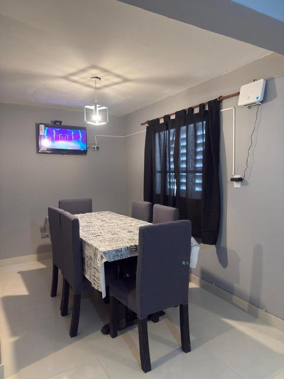 Et tv og/eller underholdning på Departamento ANDES