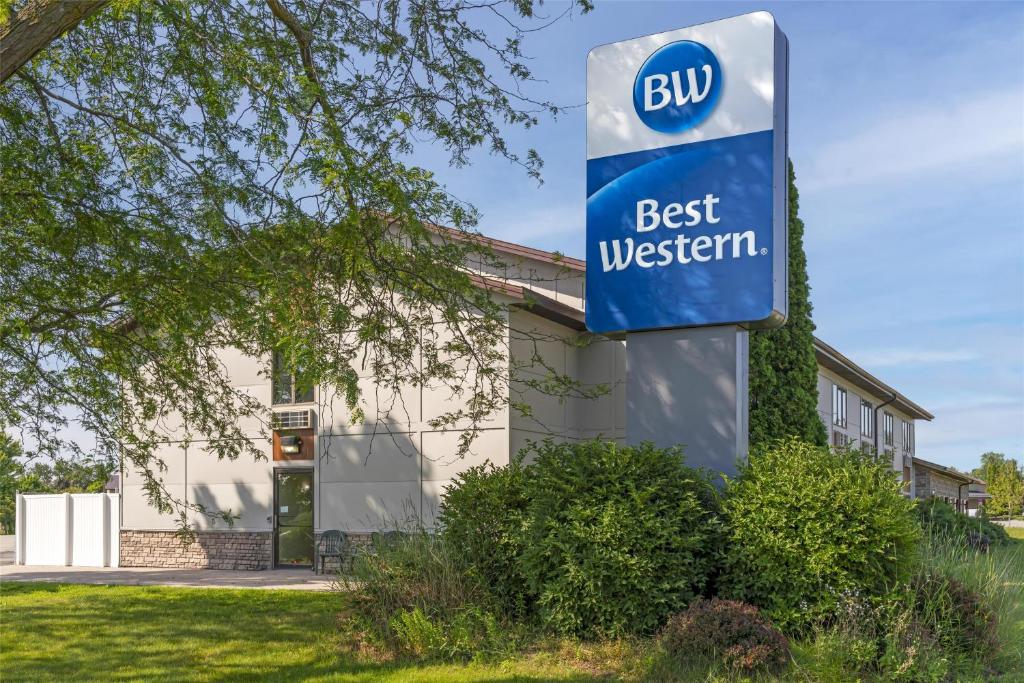 Best Western Maritime Inn photo