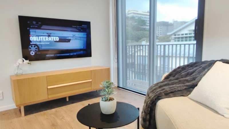 Sunny modern 2br Apartment next to Hospital - Resim 12