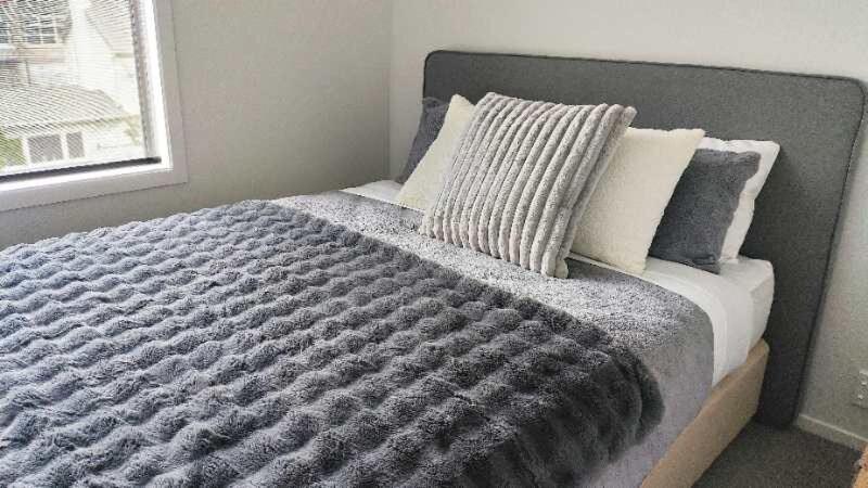 Sunny modern 2br Apartment next to Hospital - Resim 29