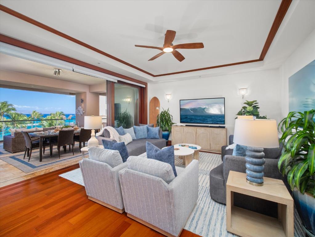 Istumisnurk majutusasutuses Redecorated All-New Interior! Stunning Ocean View 3 Brden, 35 Ba At Kapalua Beach - Sleeps 8!