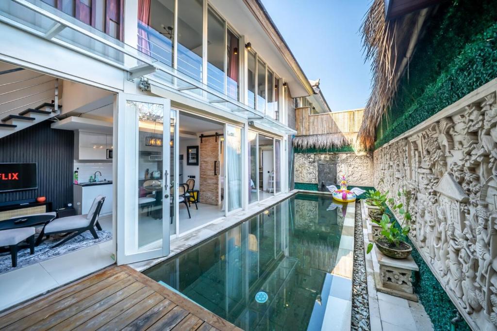 Swimmingpoolen hos eller tæt på Villa Lotus by Unicorn Villas Bali
