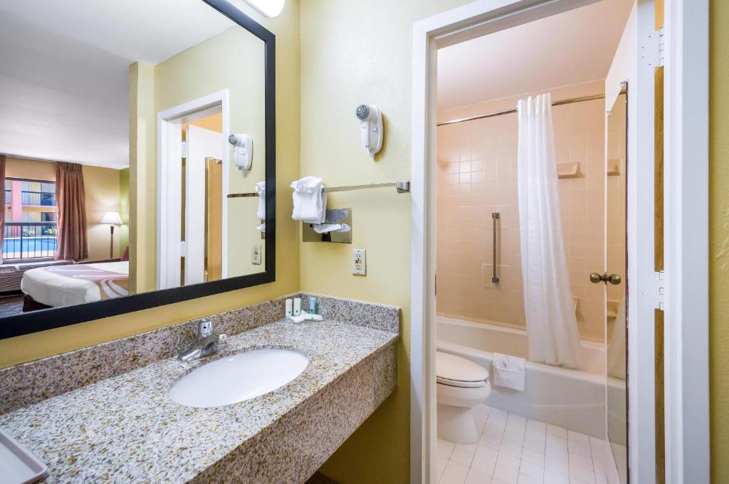 Quality Inn Fredericksburg-Central Park Area - 