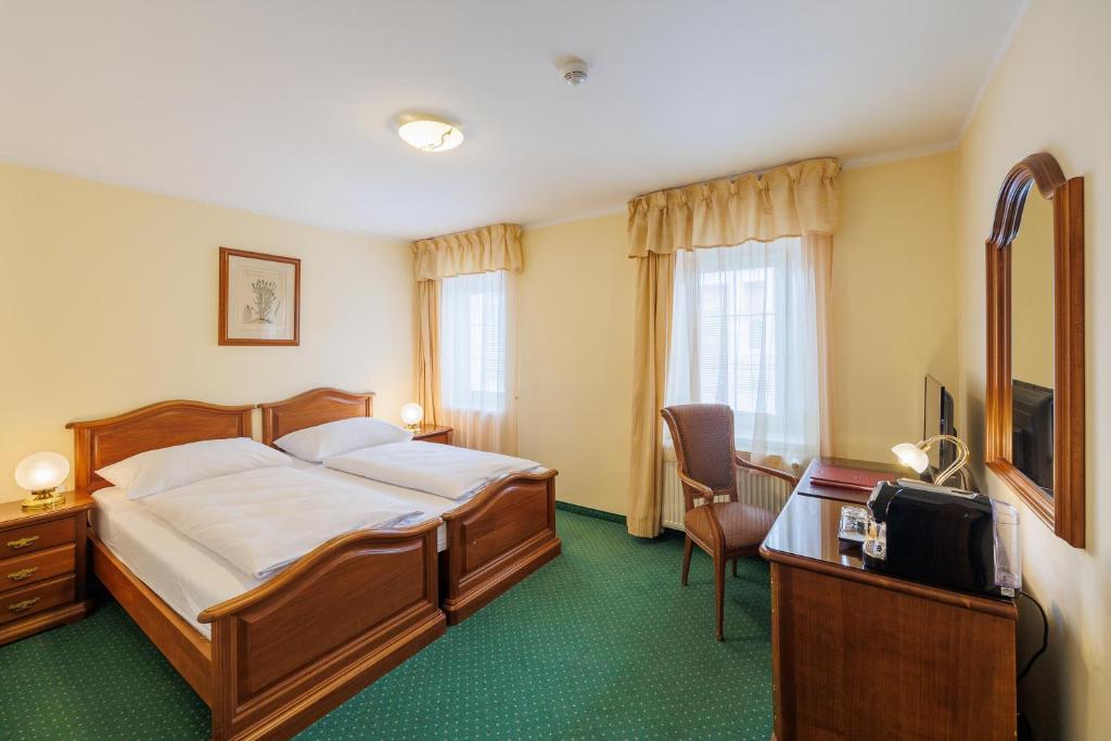 Hotel U Zámecku Cihelny - Resim 6