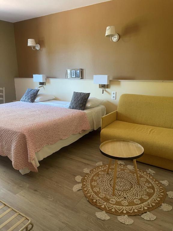 Hôtel Le Mas des Ecureuils - Resim 10