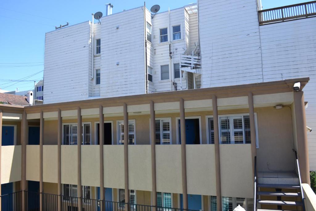 Budova, kde se motel nachází