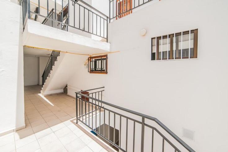Zdjęcie z galerii obiektu colina apartment w mieście Los Cristianos