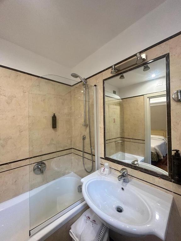 Albergo Cavalletto & Doge Orseolo - Resim 27