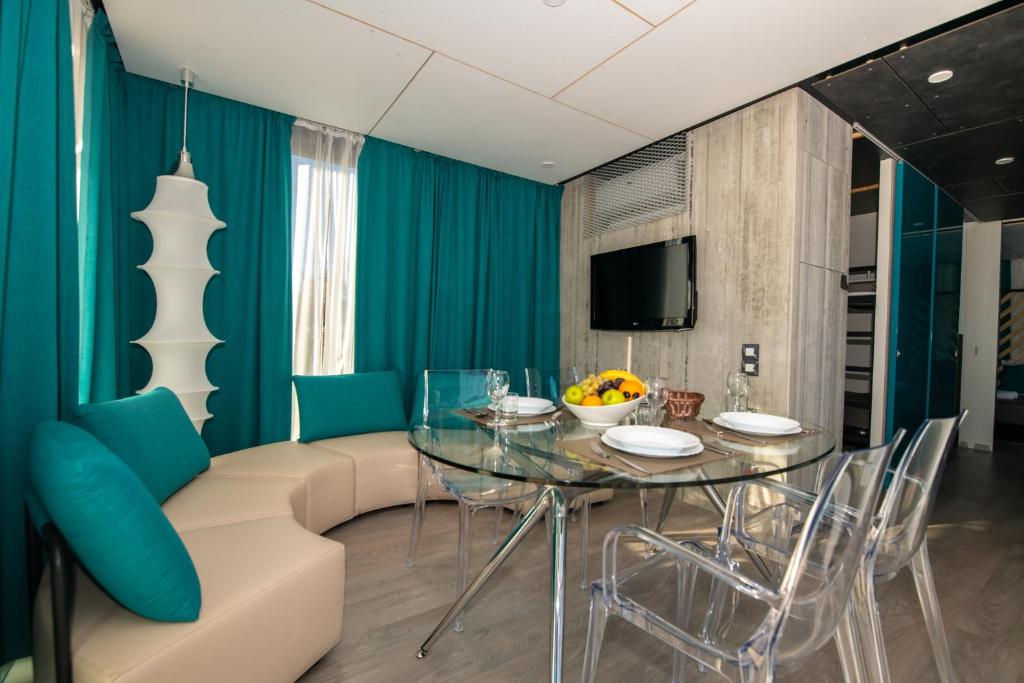 Arena Grand Kazela Camping Homes - Deluxe Two-Bedroom Camping Home