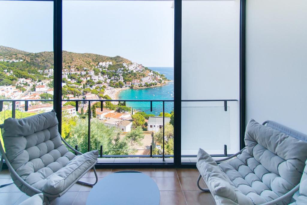 WELCS DUPLEX 279 EMP con vista al mar