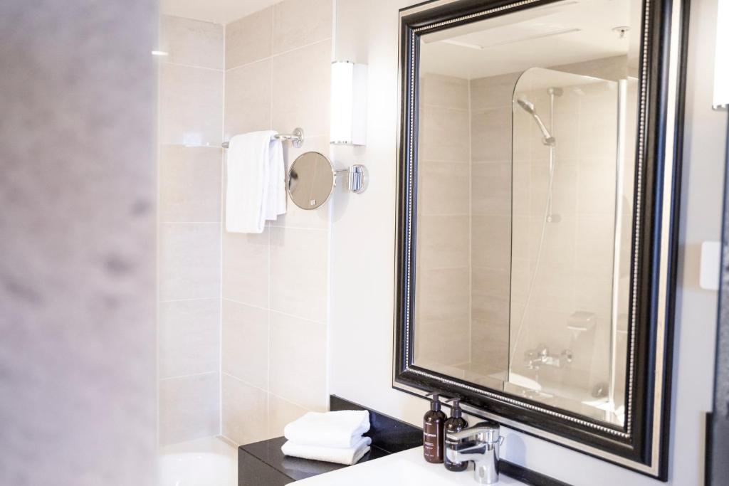 
Superior Twin Room with City View
