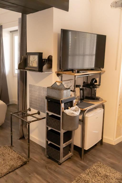 Au Clair de Vianne Jacuzzi et jardin privatifs pour la suite Romance - Double Room With Patio