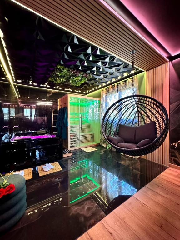 Love room SPA proche Place Stanislas Nancy