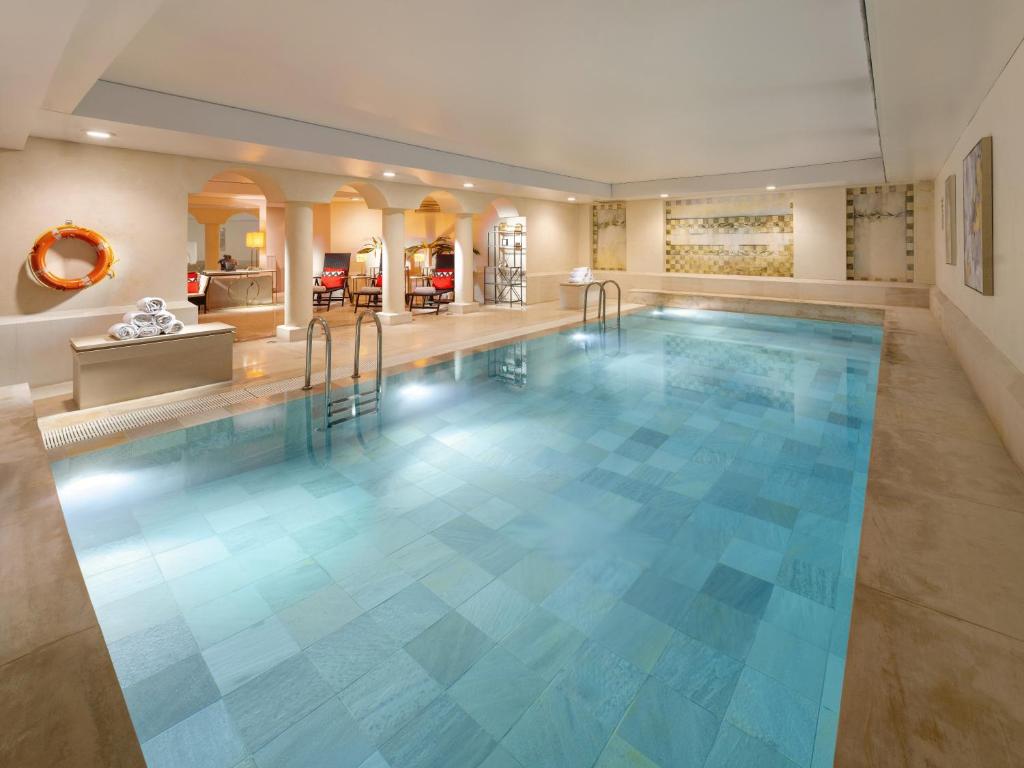 Mamaison Le Regina Boutique Hotel - Resim 4