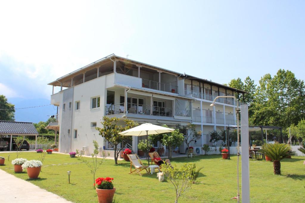 Zahrada ubytování Kavadias Sea View 3