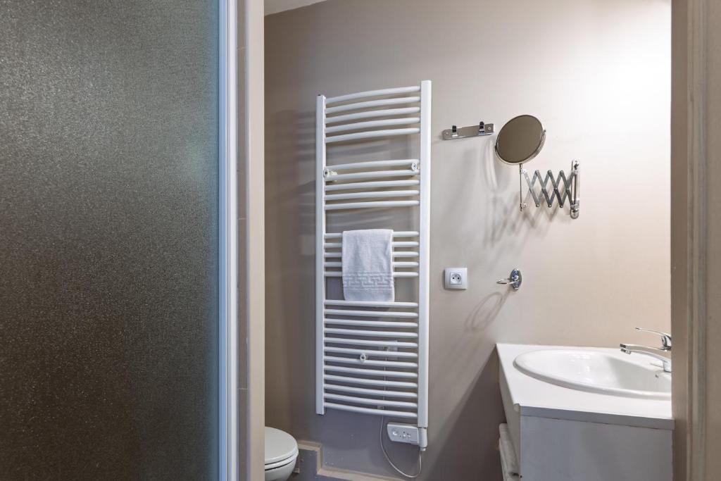 Residhotel Lille Vauban - Resim 8