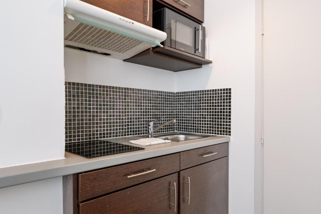 Residhotel Lille Vauban - Resim 3