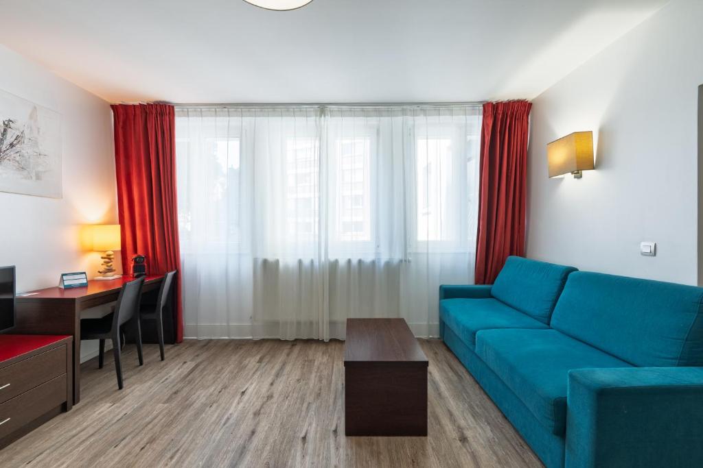 Residhotel Lille Vauban - Resim 9