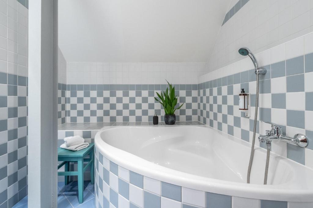 Art Hotel Prague - 9