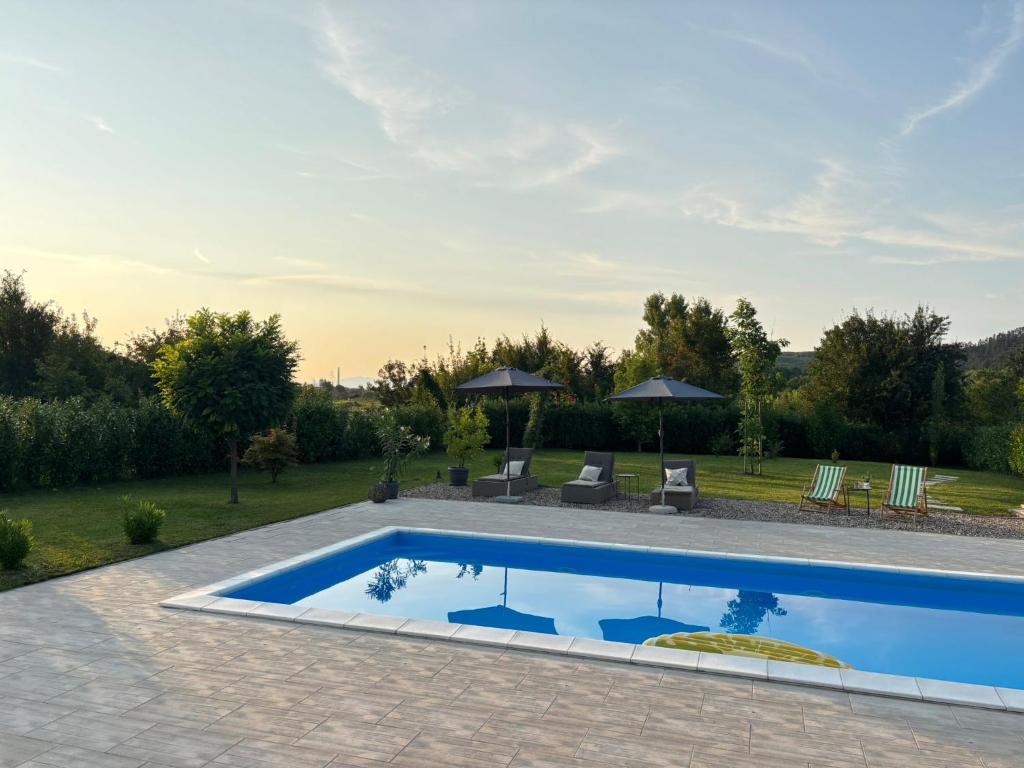 Πισίνα στο ή κοντά στο Villa Stone House
