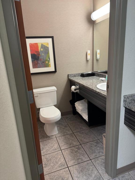 Comfort Inn Huntington near University area - 效率大号床间 - 带两张大号床 - 禁烟