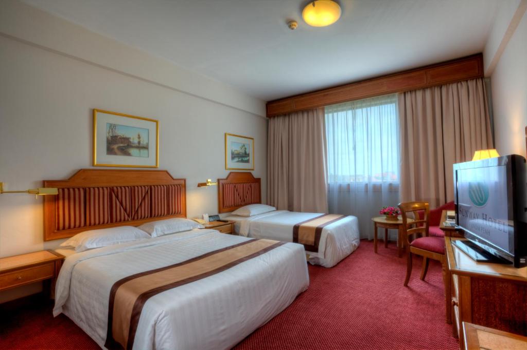 TV a/nebo společenská místnost v ubytování Sunway Hotel Phnom Penh