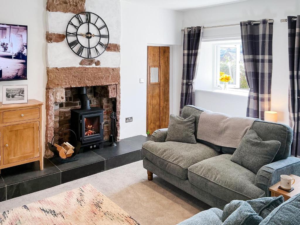 Ruang duduk di Abbey Cottage