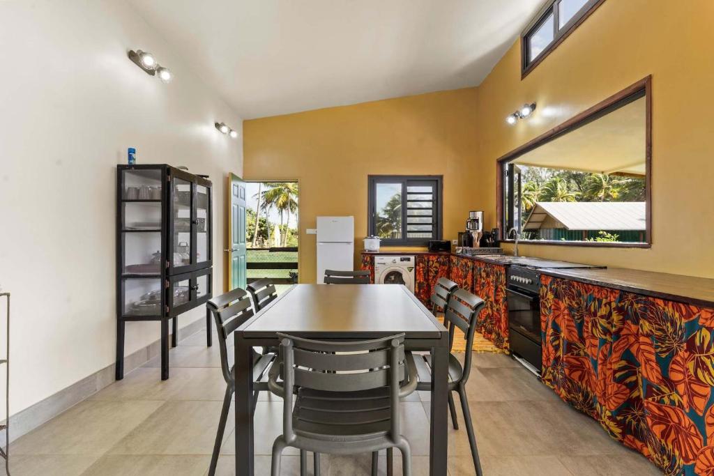 Temenino Pihiti Secluded Bungalow - photo 10 - Tahiti, Polynésie