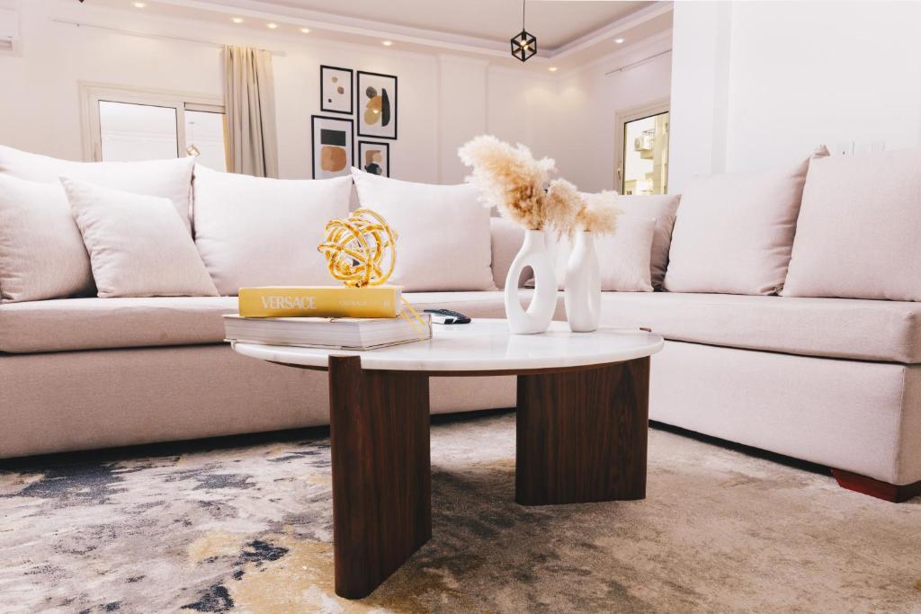 VIOLA by Elegant Hospitality - near Waterway Mall - 15