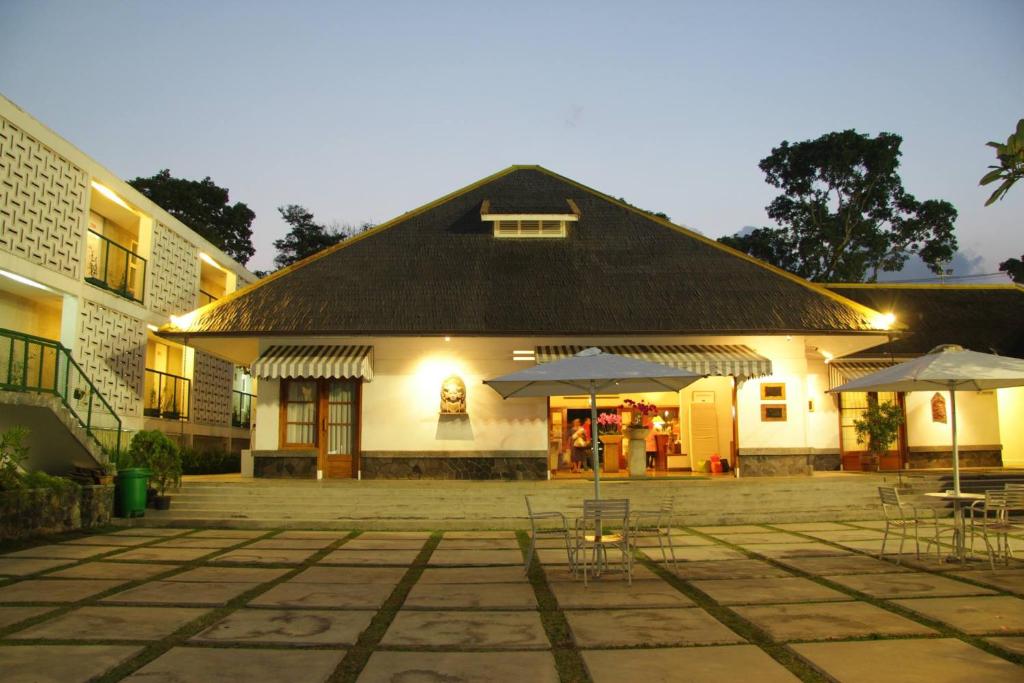 Budova, kde se hotel nachází