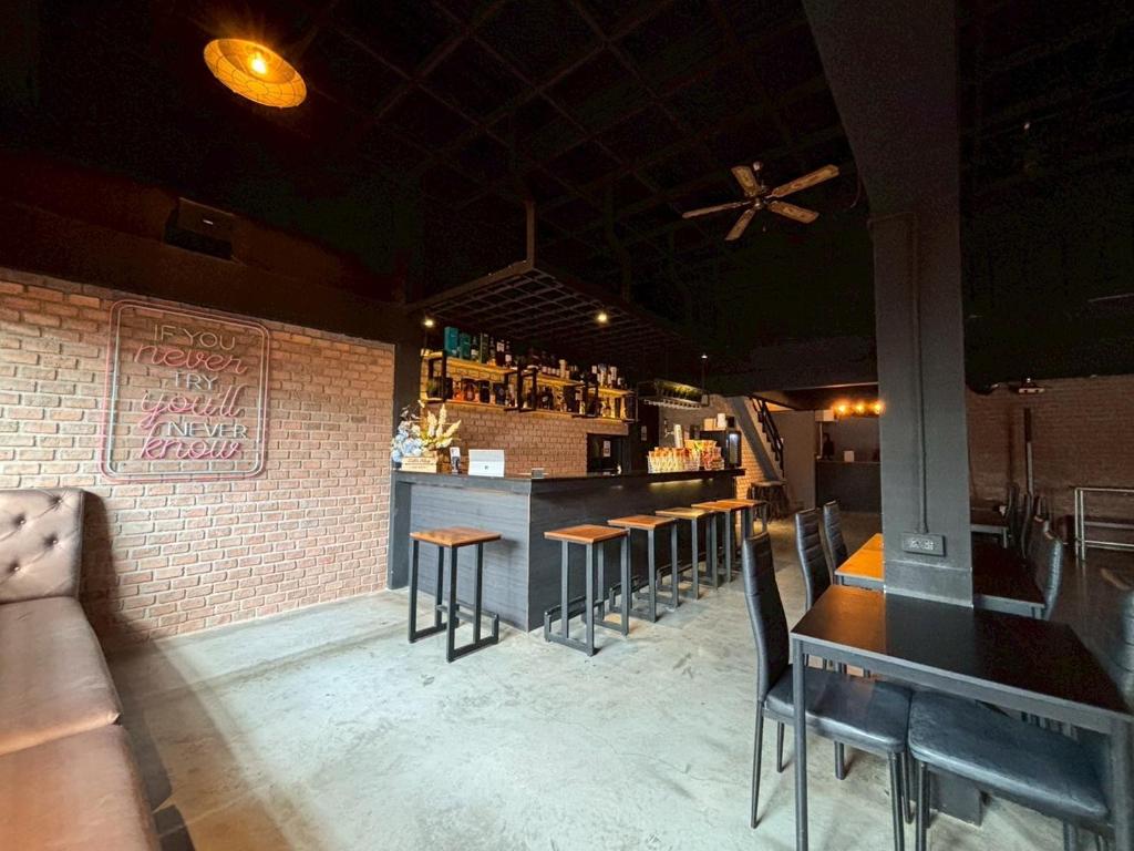 Sukhum Rajamangala-Phatthanakan Rooms - Resim 11