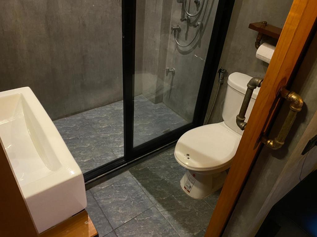 Sukhum Rajamangala-Phatthanakan Rooms - Resim 28