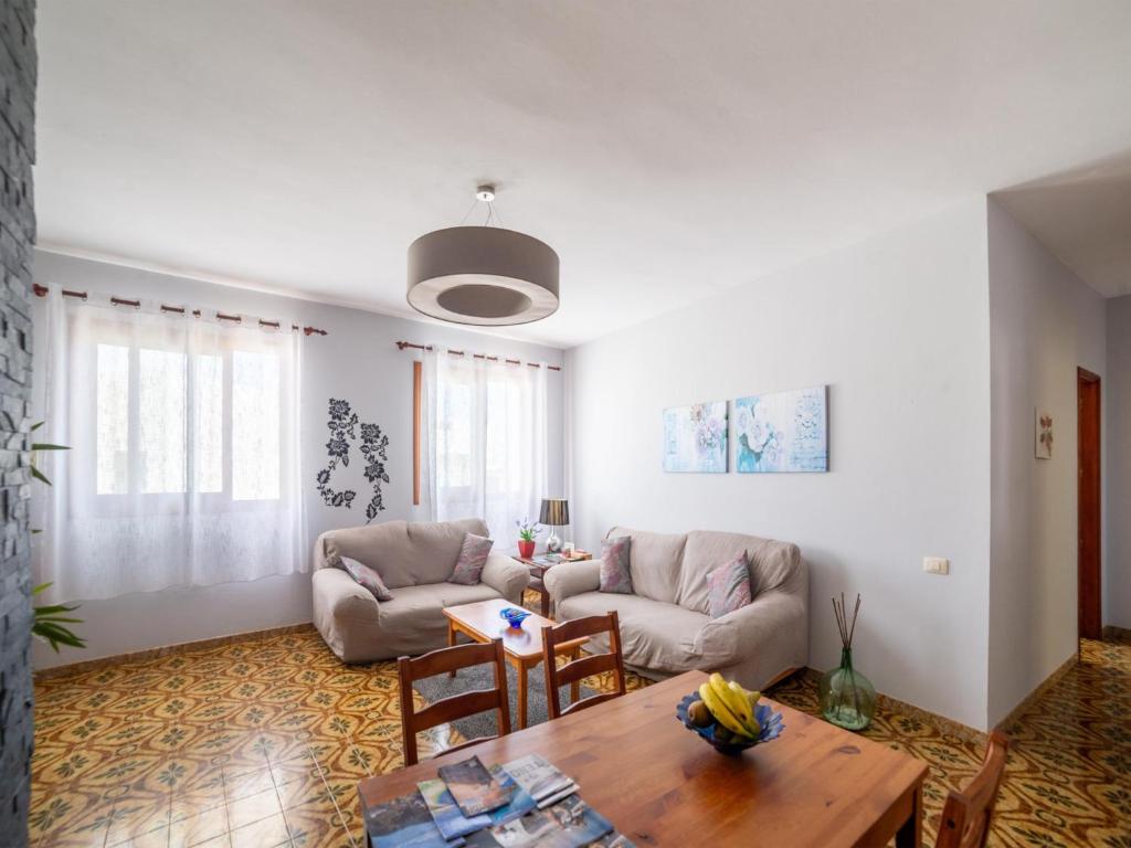 Χώρος καθιστικού στο Holiday Home Los Silos near Playa La Caleta