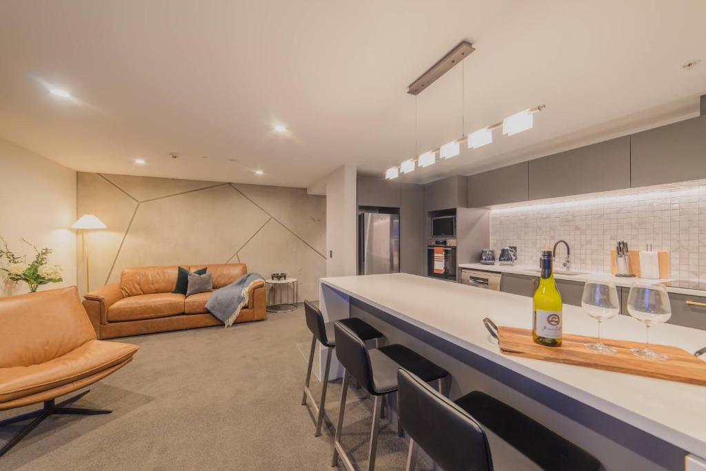 Modern Inner City Retreat-Walk to Parks and Cafes - Resim 21