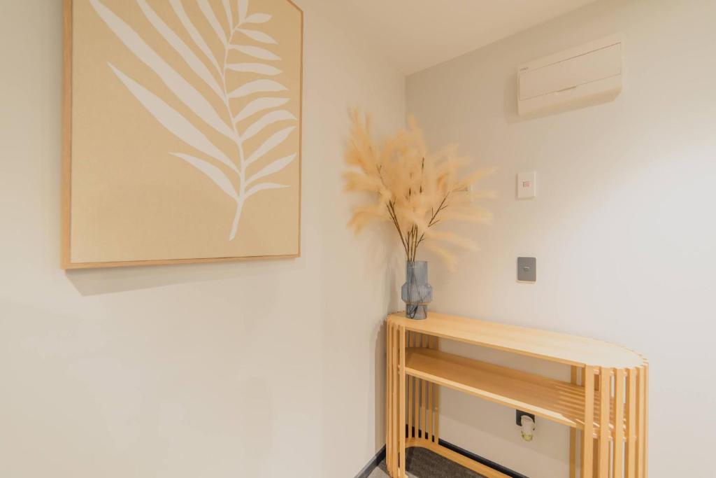 Modern Inner City Retreat-Walk to Parks and Cafes - Resim 29