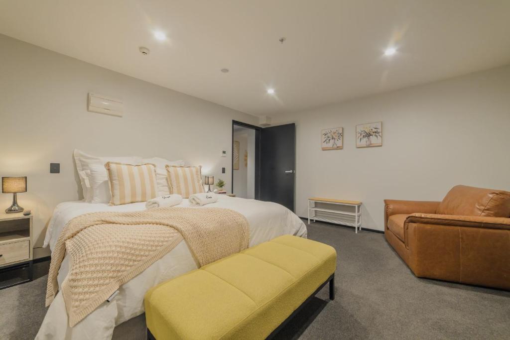 Modern Inner City Retreat-Walk to Parks and Cafes - Resim 34