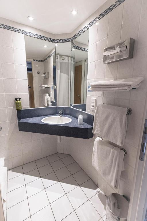 Holiday Inn Express Geneva Airport by IHG - Resim 13