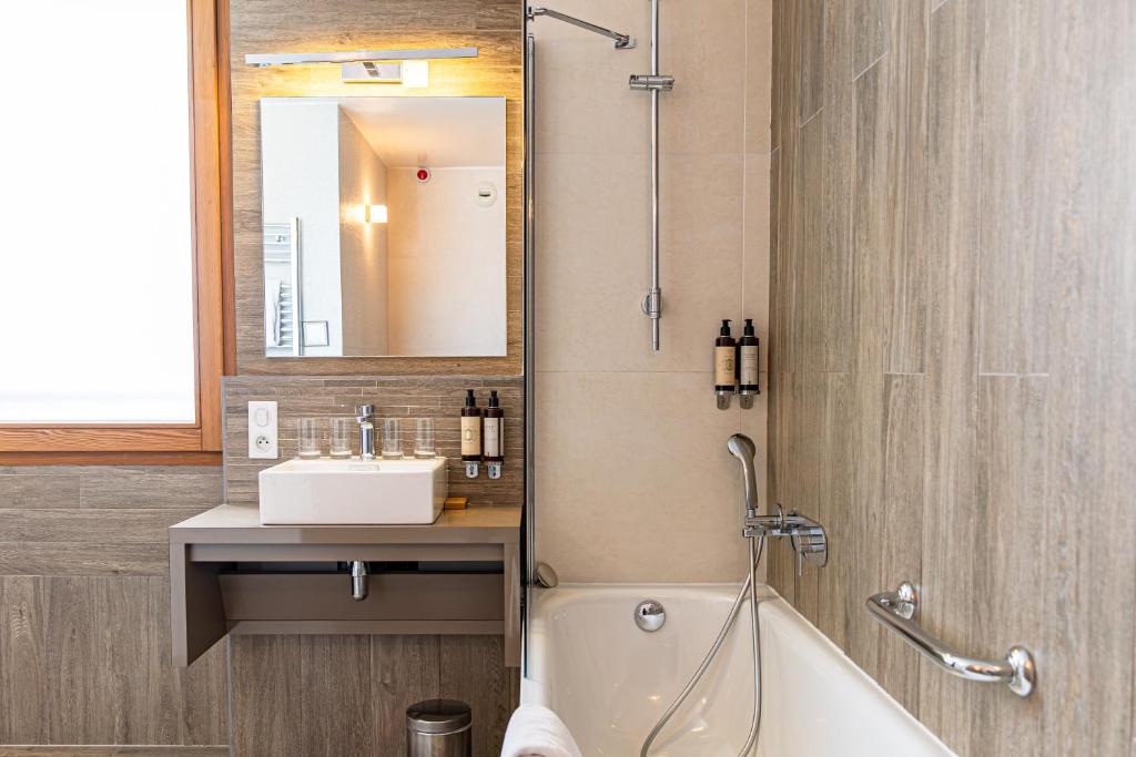 Le Grand Aigle, Friendly Hotel & Spa - 经典四人间