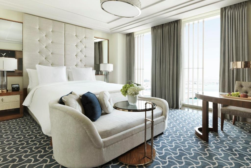Four Seasons Hotel Abu Dhabi at Al Maryah Island photo 3