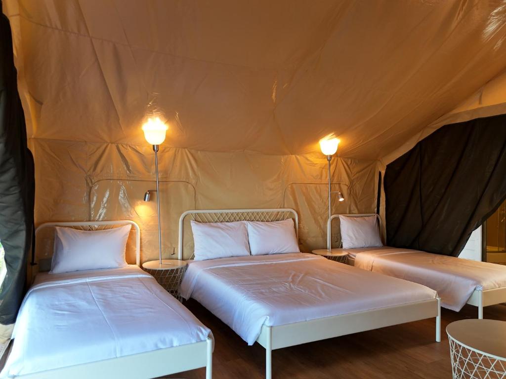 Deluxe Safari Tent