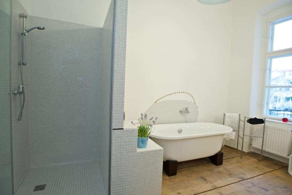 Vannituba majutusasutuses Wohnzimmer