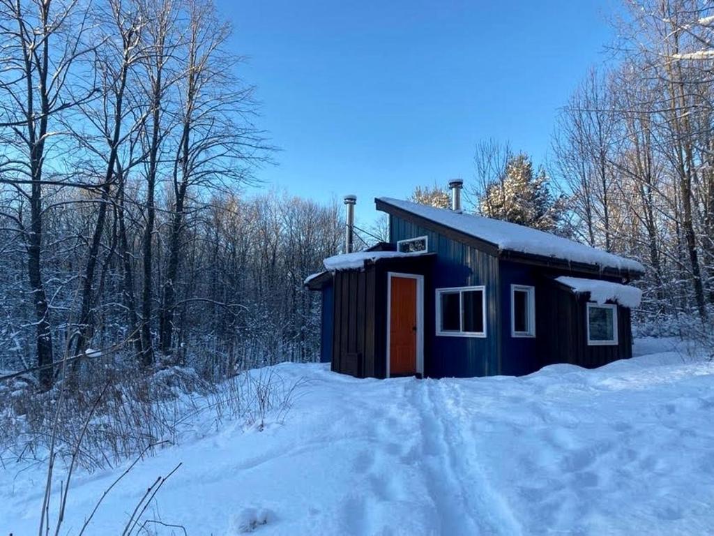 Picture of Escape to Off-the-Grid Rentals | Grand Welcome