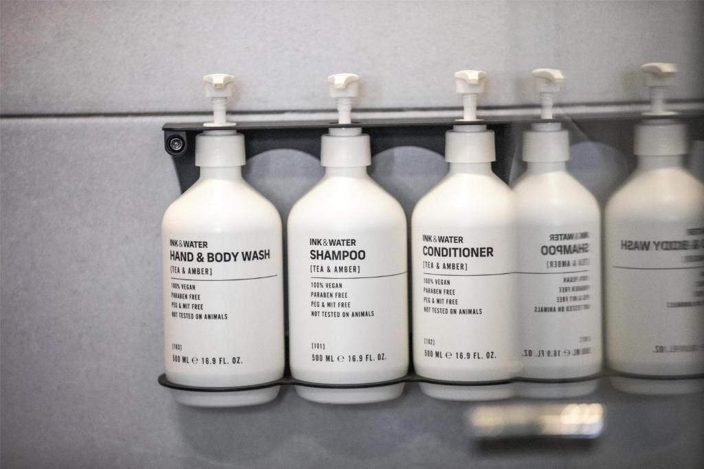 Nightcap at Prince of Wales Hotel - Resim 22