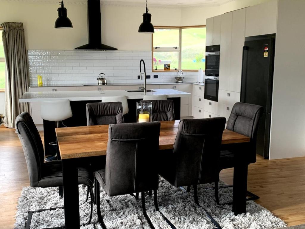 Cheerful country home with 3-bedrooms, 2-bathrooms - Resim 8