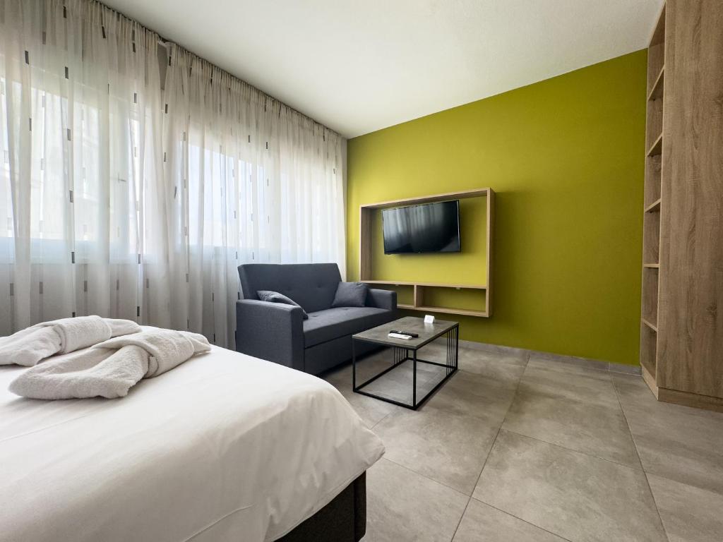 Tandalidou Urban Vibes by Proliving Hospitality - 2