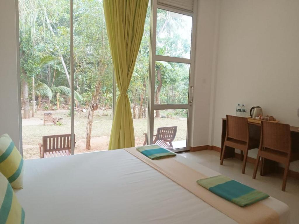 Elegant Lake Yala Safari House - 7